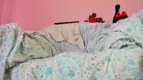 Monica online show from February 2025 01:19:02 PM