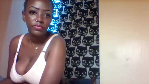 Amalia online show from December 2025 01:52:02 PM