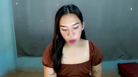 jelaigrande  online show from February 2025 05:05:01 AM