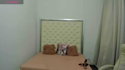 Eryka online show from October 2025 09:19:02 AM