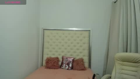 Eryka online show from October 2025 05:11:02 AM