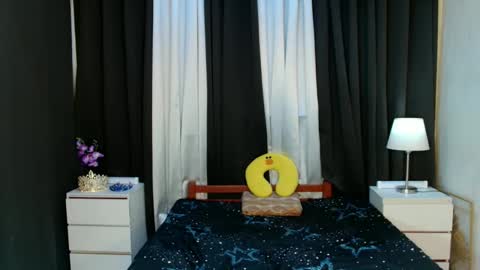 Alex Summer online show from March 2025 06:11:01 PM