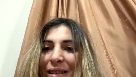 hottalicia2 online show from February 2026 08:06:01 PM