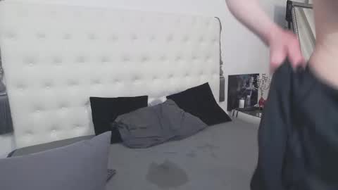 Snapshot of hottalina_ chatting on March 2025 05:27:02 PM alina online show from March 2025 05:27:02 PM