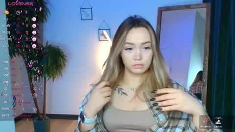 Snapshot of hottease_pvt chatting on January 2025 01:50:01 AM hello Im Eva online show from January 2025 01:50:01 AM