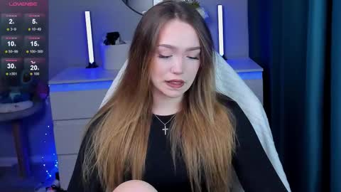 Snapshot of hottease_pvt chatting on October 2025 01:34:02 PM hello Im Eva online show from October 2025 01:34:02 PM