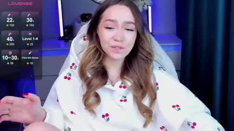 hello Im Eva online show from November 2025 09:53:01 AM