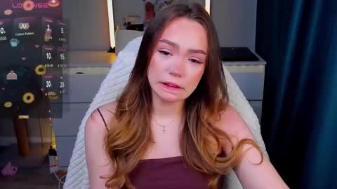 Snapshot of hottease_pvt chatting on March 2026 08:07:01 AM hello Im Eva online show from March 2026 08:07:01 AM