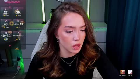 Snapshot of hottease_pvt chatting on April 2026 07:28:02 AM hello Im Eva online show from April 2026 07:28:02 AM