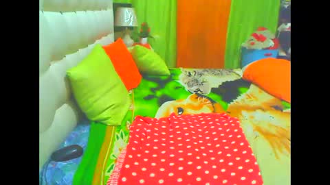 Snapshot of hottesa2019 chatting on February 2025 07:05:01 PM THEONE online show from February 2025 07:05:01 PM