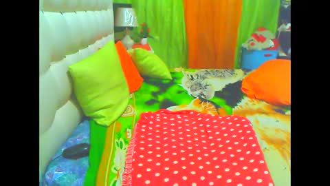 Snapshot of hottesa2019 chatting on February 2025 10:09:01 PM THEONE online show from February 2025 10:09:01 PM