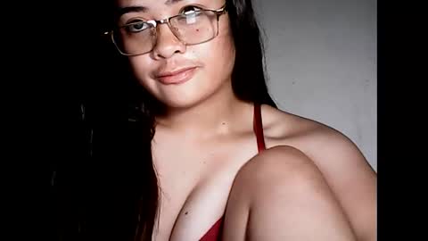 Snapshot of hottie_asianbabe chatting on November 2025 10:20:02 PM Leen online show from November 2025 10:20:02 PM