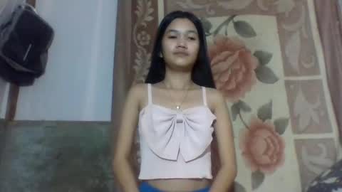 Snapshot of hottie_ptite chatting on December 2025 08:30:01 AM hottie_ptite online show from December 2025 08:30:01 AM