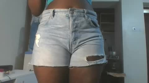 Snapshot of hottie_vera chatting on October 2025 07:18:01 AM vera online show from October 2025 07:18:01 AM