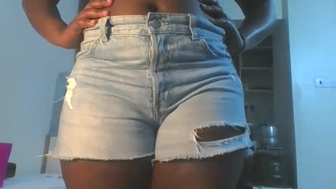 Snapshot of hottie_vera chatting on November 2025 07:41:01 AM vera online show from November 2025 07:41:01 AM