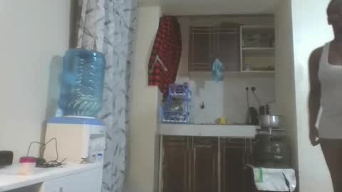 Snapshot of hottie_vera chatting on November 2025 08:07:01 PM vera online show from November 2025 08:07:01 PM