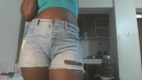 Snapshot of hottie_vera chatting on November 2025 07:58:01 PM vera online show from November 2025 07:58:01 PM