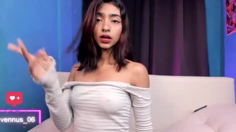 Veronica independent model online show from February 2026 12:20:01 AM