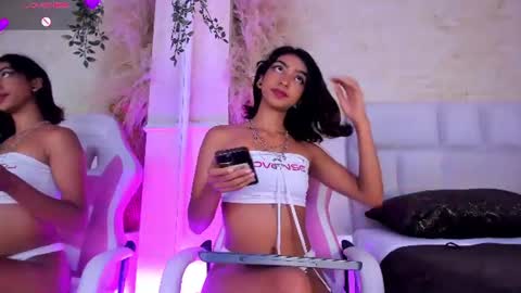 Veronica independent model online show from July 2026 11:28:01 PM