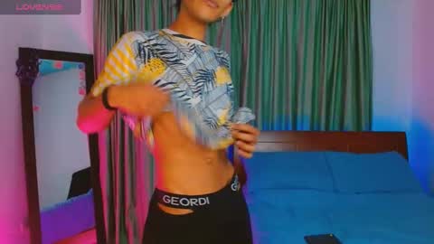 Snapshot of hottieboycrazy chatting on March 2025 10:24:02 AM stiven online show from March 2025 10:24:02 AM