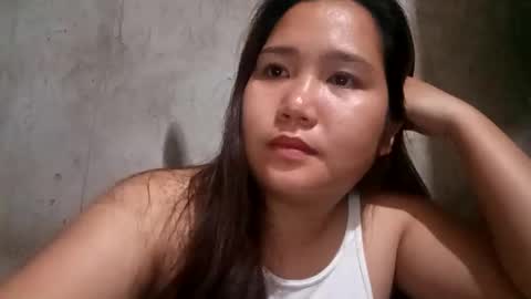 Snapshot of hottiecum27 chatting on February 2026 07:14:02 PM hottiecum27 online show from February 2026 07:14:02 PM