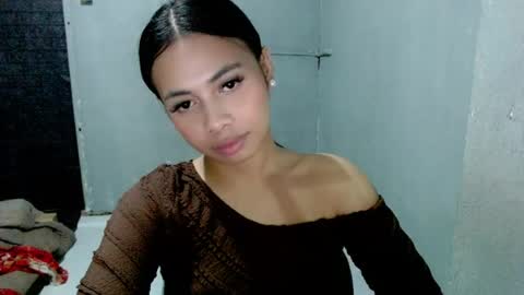 Snapshot of hottiescummerx chatting on July 2026 05:48:02 PM N I C A online show from July 2026 05:48:02 PM