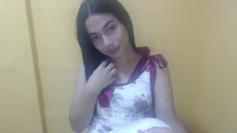 Snapshot of hottiescummerx chatting on August 2026 09:39:02 PM N I C A online show from August 2026 09:39:02 PM