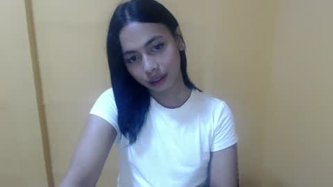 Snapshot of hottiescummerx chatting on August 2026 08:47:01 PM N I C A online show from August 2026 08:47:01 PM