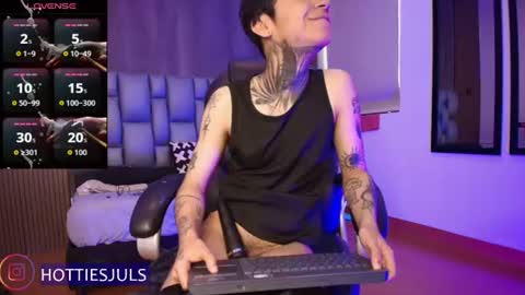Snapshot of hottiesjuls chatting on July 2026 05:55:02 PM Juls online show from July 2026 05:55:02 PM