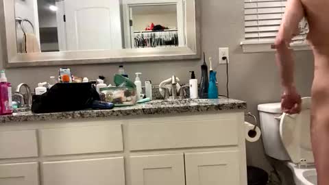 hottiewithabody101 online show from October 2025 04:30:02 PM