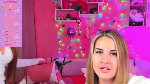 Ivanna and Jessica online show from October 2025 06:13:02 AM