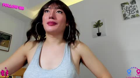 Snapshot of hottycrishinaxx chatting on December 2024 04:07:02 AM crishinahotty online show from December 2024 04:07:02 AM