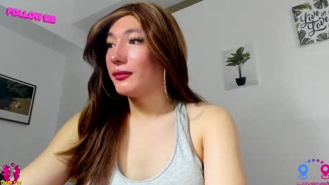 Snapshot of hottycrishinaxx chatting on December 2024 06:33:02 AM crishinahotty online show from December 2024 06:33:02 AM