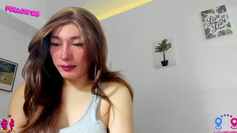 Snapshot of hottycrishinaxx chatting on December 2024 07:11:02 AM crishinahotty online show from December 2024 07:11:02 AM