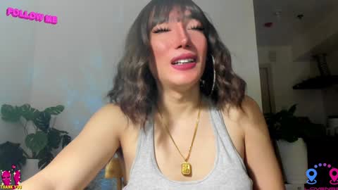 Snapshot of hottycrishinaxx chatting on January 2025 06:01:02 AM crishinahotty online show from January 2025 06:01:02 AM