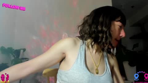 Snapshot of hottycrishinaxx chatting on February 2025 03:01:01 AM crishinahotty online show from February 2025 03:01:01 AM