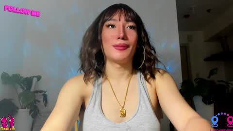 Snapshot of hottycrishinaxx chatting on February 2025 03:41:02 AM crishinahotty online show from February 2025 03:41:02 AM