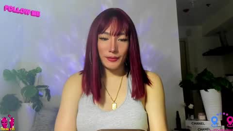 Snapshot of hottycrishinaxx chatting on February 2025 10:33:02 AM crishinahotty online show from February 2025 10:33:02 AM