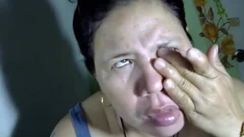 hottycrissy4u online show from April 2026 10:51:02 PM