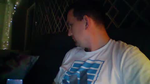 hotuk86 online show from January 2025 09:25:02 PM