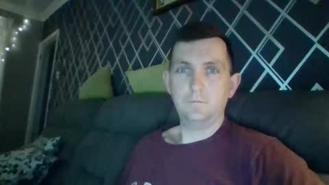 hotuk86 online show from February 2025 10:00:02 PM