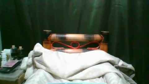 hotwild4uxx online show from December 2025 02:56:01 PM