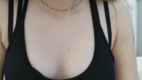 Snapshot of hotwinterxx chatting on April 2026 08:57:02 AM Hotwixx online show from April 2026 08:57:02 AM