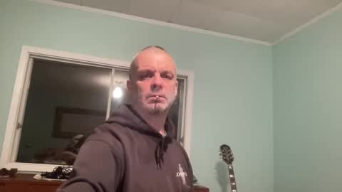 Snapshot of howlingatnothing chatting on December 2024 11:42:01 PM howlingatnothing online show from December 2024 11:42:01 PM