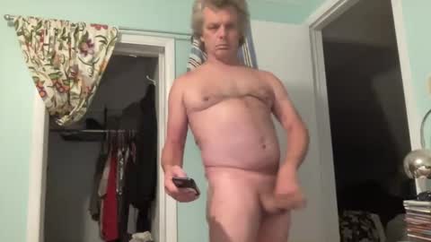 Snapshot of howlingatnothing chatting on September 2025 03:17:01 AM howlingatnothing online show from September 2025 03:17:01 AM