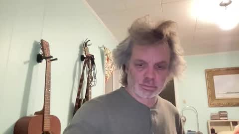 Snapshot of howlingatnothing chatting on November 2025 10:54:02 PM howlingatnothing online show from November 2025 10:54:02 PM