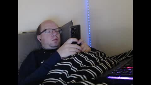 Snapshot of hoyboydkk chatting on April 2026 05:43:02 AM Christian online show from April 2026 05:43:02 AM