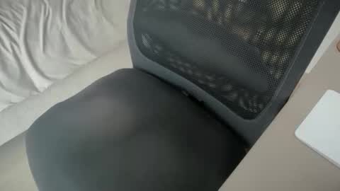 hshr13 online show from October 2025 06:58:02 AM