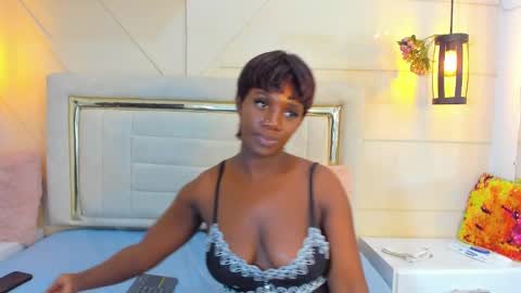 Snapshot of huddah_cam chatting on March 2025 05:22:02 PM huddah online show from March 2025 05:22:02 PM