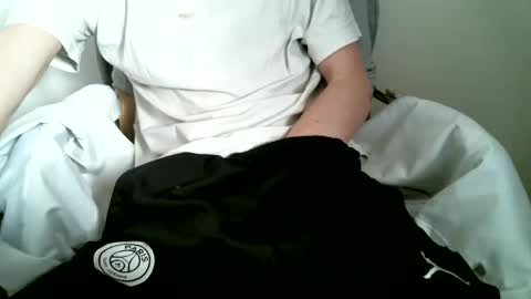 Keanu online show from October 2025 10:41:02 AM